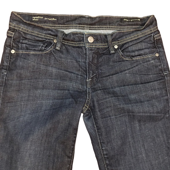 Citizens of Humanity size 29 flared low rise - Picture 2 of 11